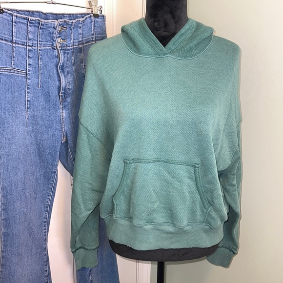 American Eagle Outfitters Tops - AEO Green Sweatshirt With Terry Cloth Hoodie